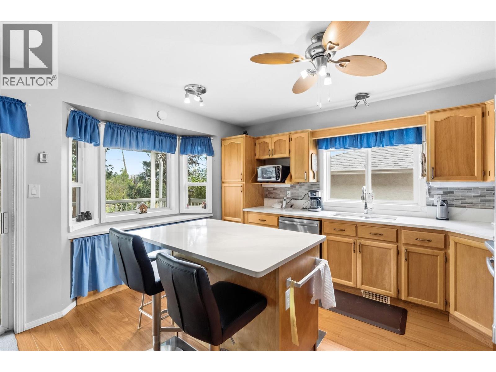 #121 1634 Carmi Avenue - 19
