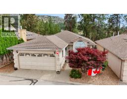 121 1634 Carmi Avenue, Penticton