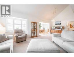 Bedroom - 195 Silverbirch Boulevard, Glanbrook, ON L0R1W0 Photo 8