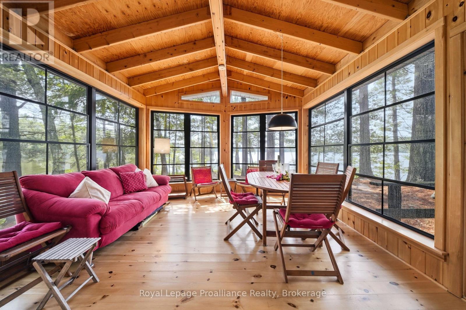 786 MAZINAW LAKE - 14