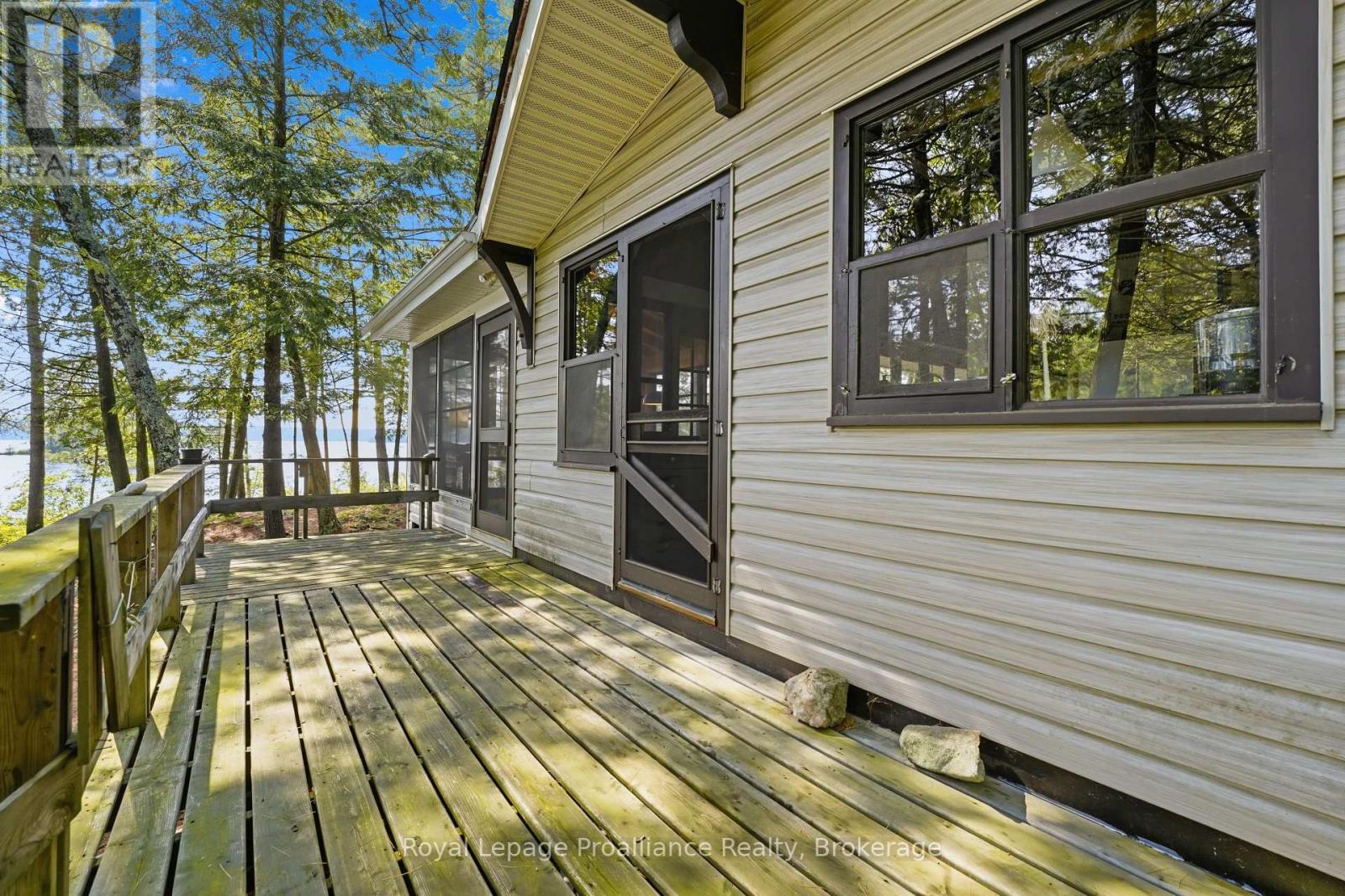 786 MAZINAW LAKE - 41