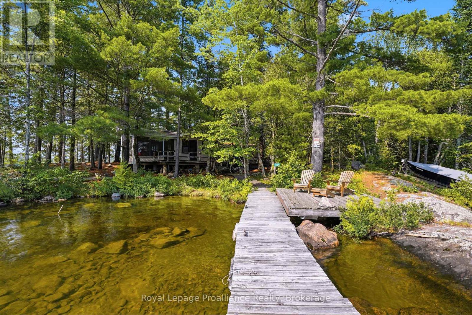 786 MAZINAW LAKE - 6