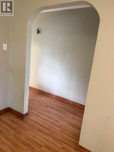 4711 5 Avenue - 17