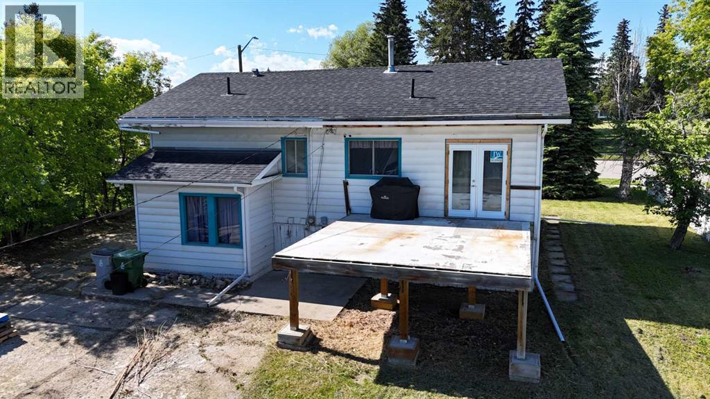 4711 5 Avenue - 12