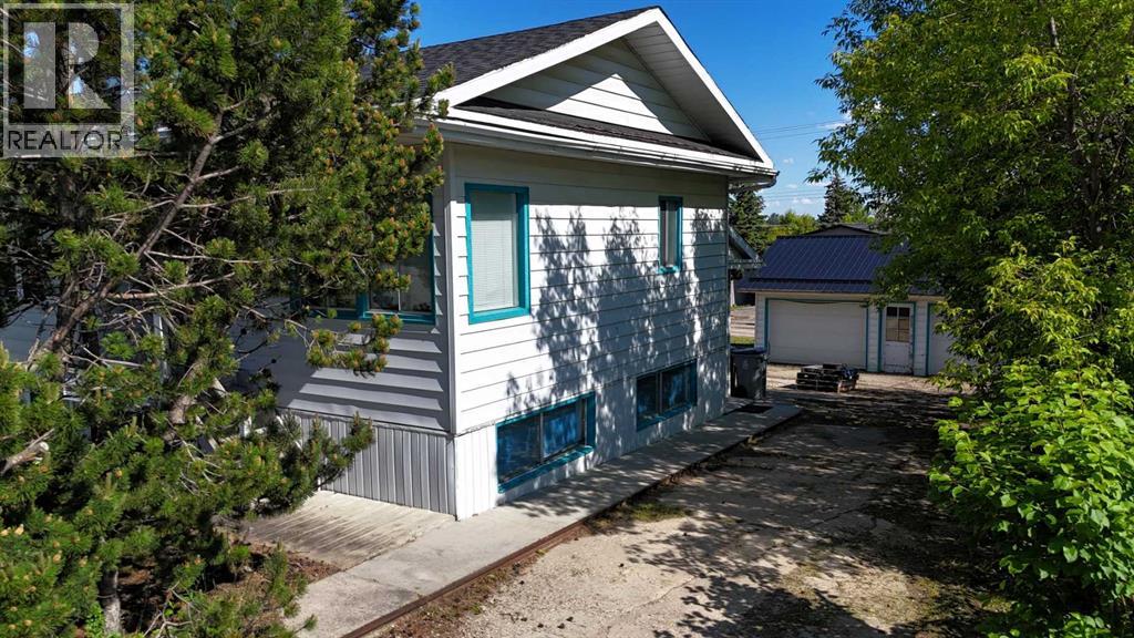 4711 5 Avenue - 7