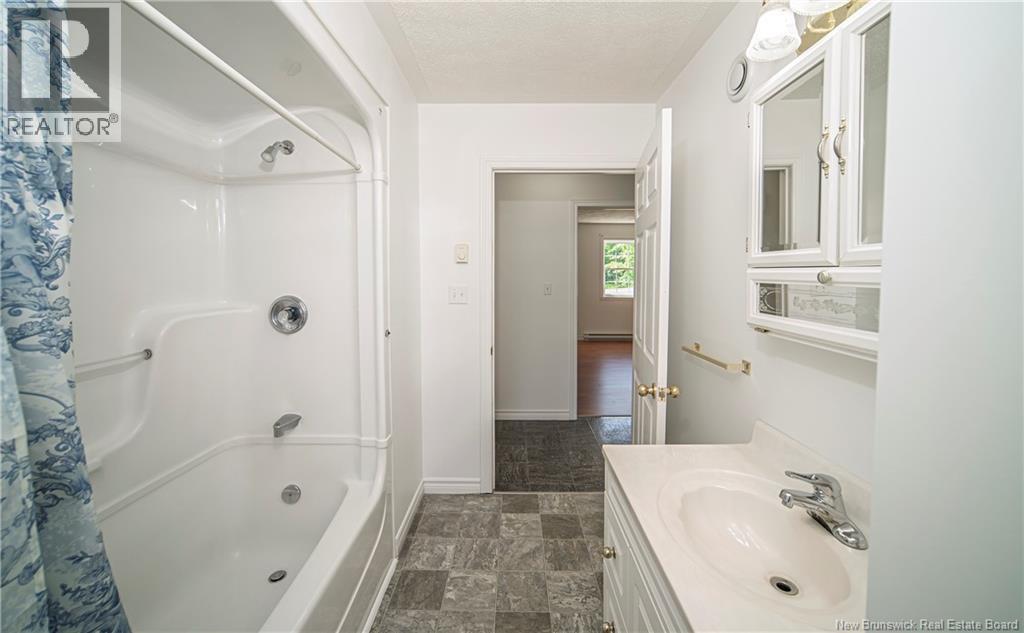 107 Main Street - Image 14