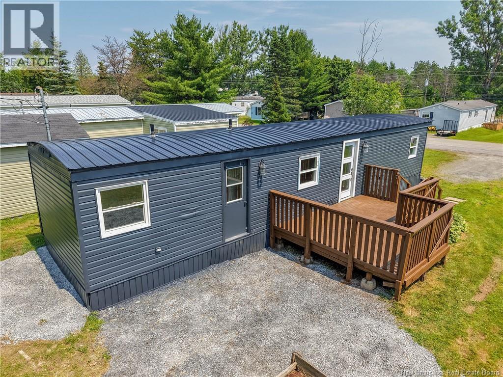62 Hedgeview Drive - 2