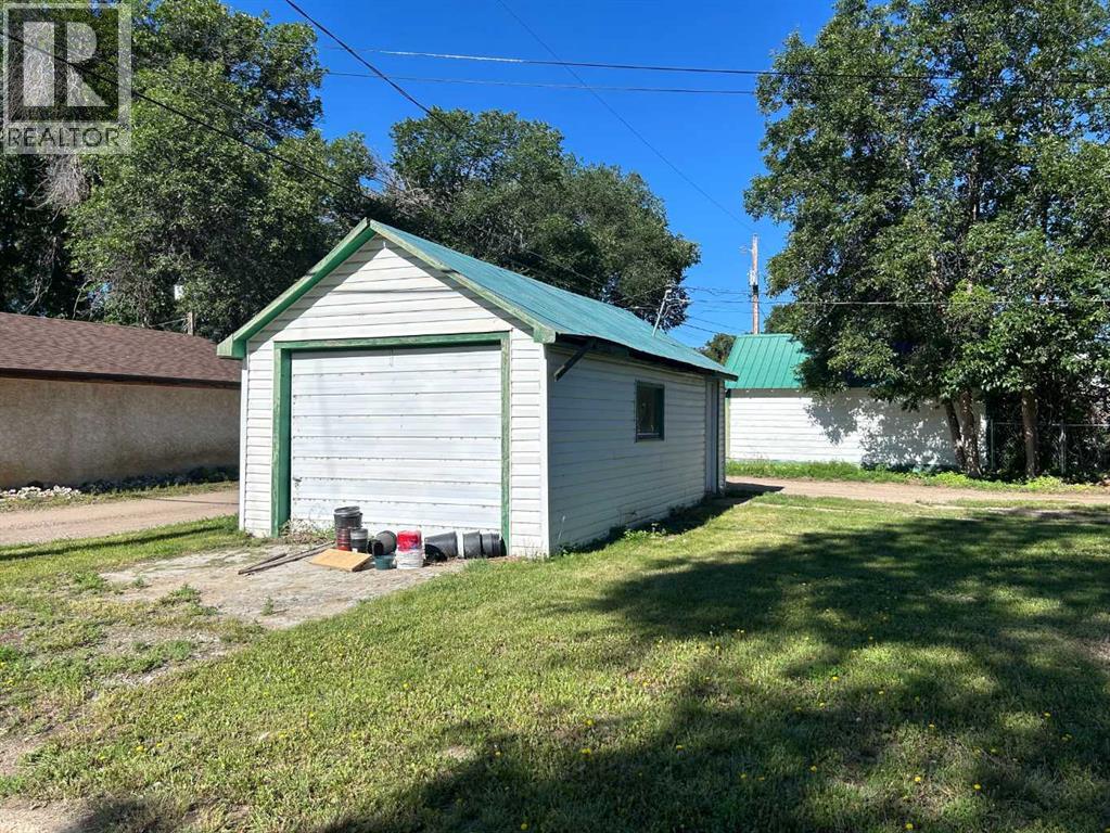 1077 Braemar Street SE - photo 4