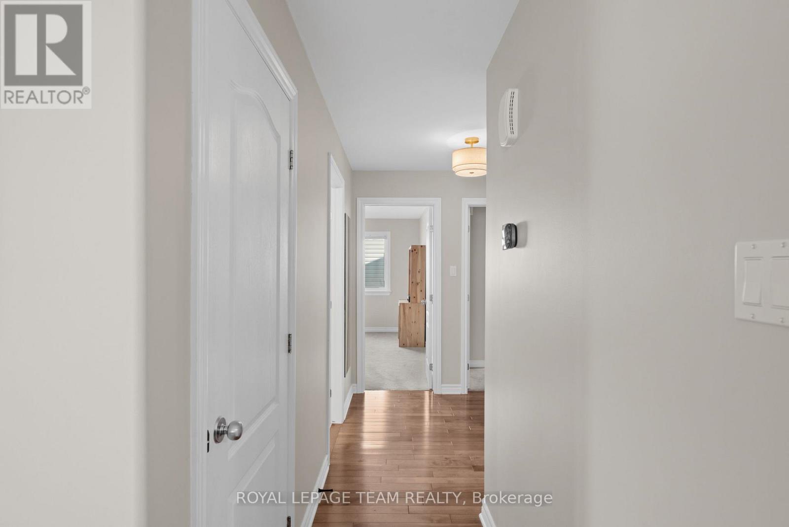 6 STONEHAVEN WAY - 22