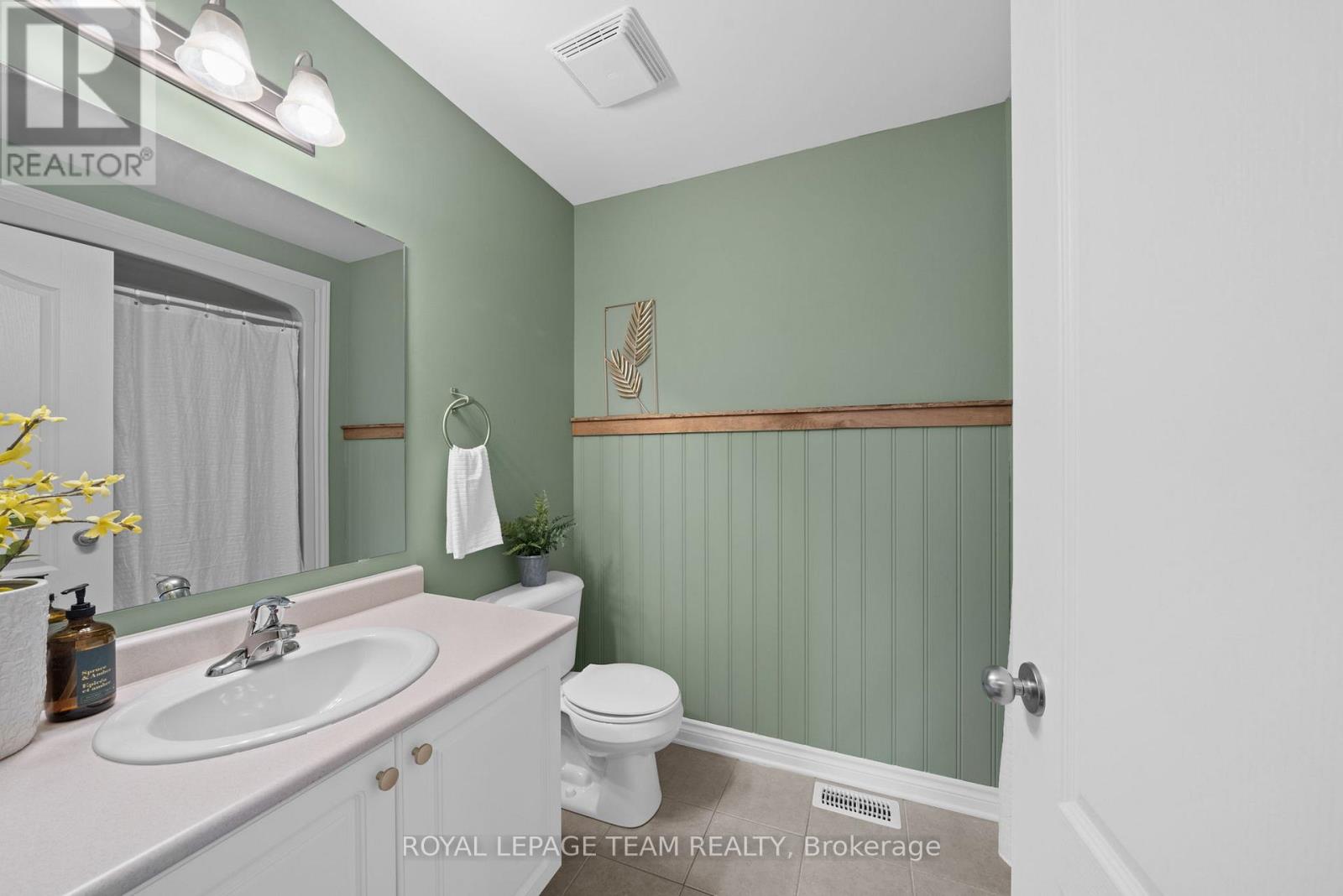 6 STONEHAVEN WAY - 35