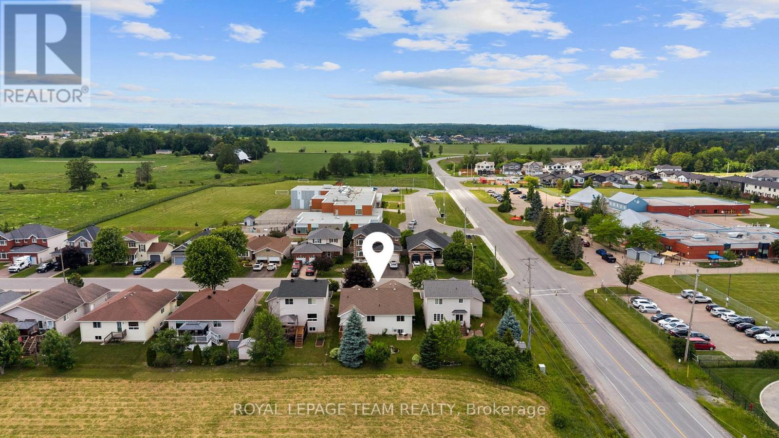 6 STONEHAVEN WAY - 48