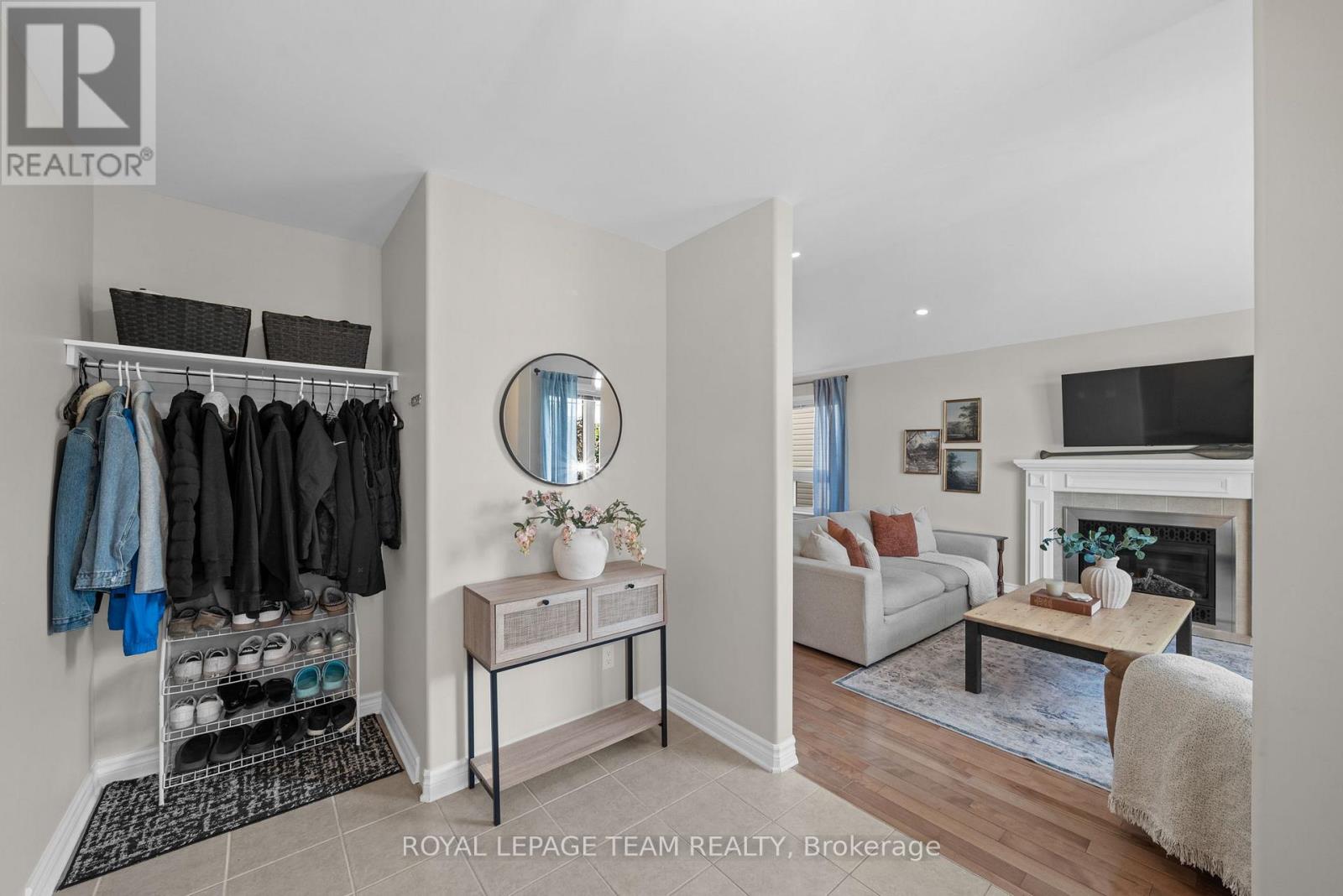 6 STONEHAVEN WAY - 7