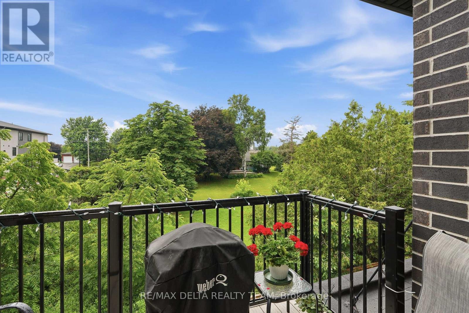 2 Bed, 2 Bath House for Sale in Ottawa – B – 400 ROLLING MEADOW CRESCENT, Ottawa – MLS# X13520500 - Image 14