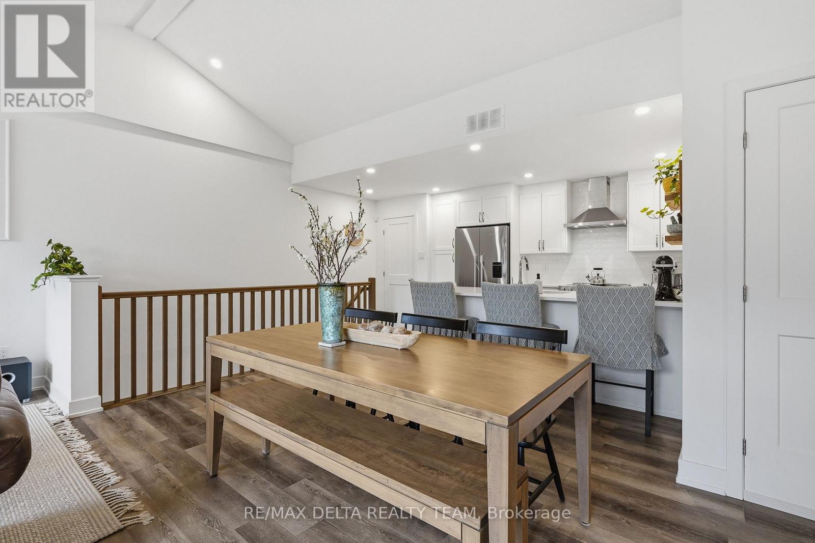 2 Bed, 2 Bath House for Sale in Ottawa – B – 400 ROLLING MEADOW CRESCENT, Ottawa – MLS# X13520500 - Image 9