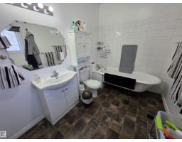 4929 53 St, Entwistle, AB T0E0S0 Photo 16