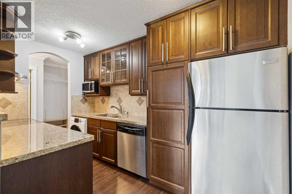 #302 110 24 Avenue SW - 9