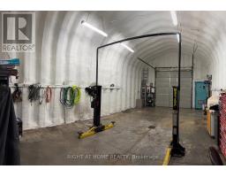 Laundry room - 483 Clarke Road, London East, ON N5V2C8 Photo 8