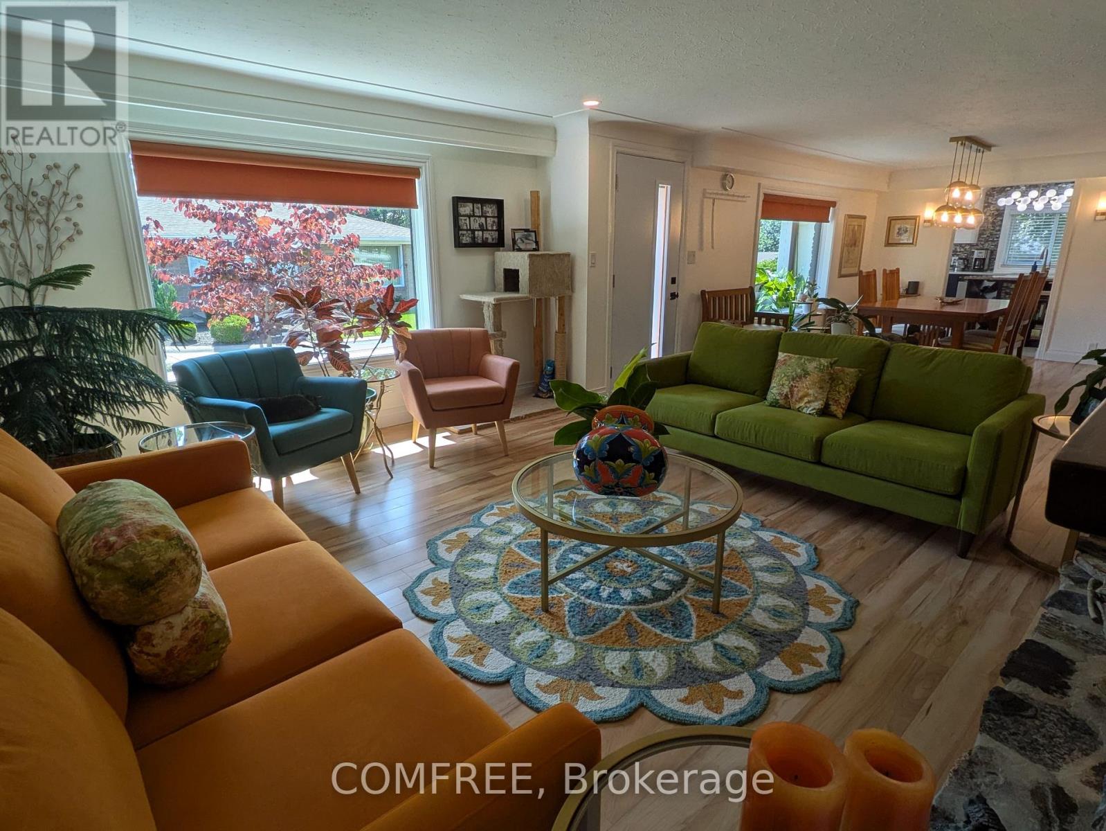 21 SEACLIFF DRIVE W - 10
