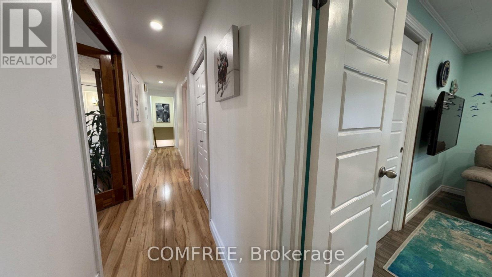 21 SEACLIFF DRIVE W - 19