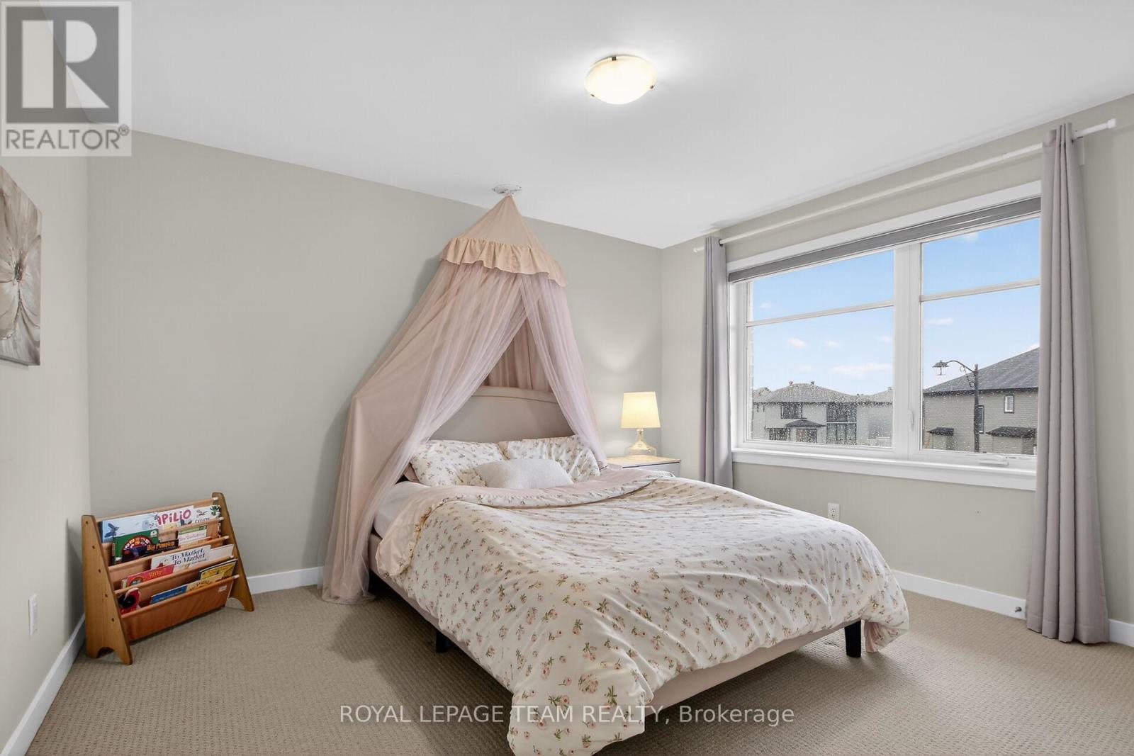 408 GIDRAN CIRCLE - 36