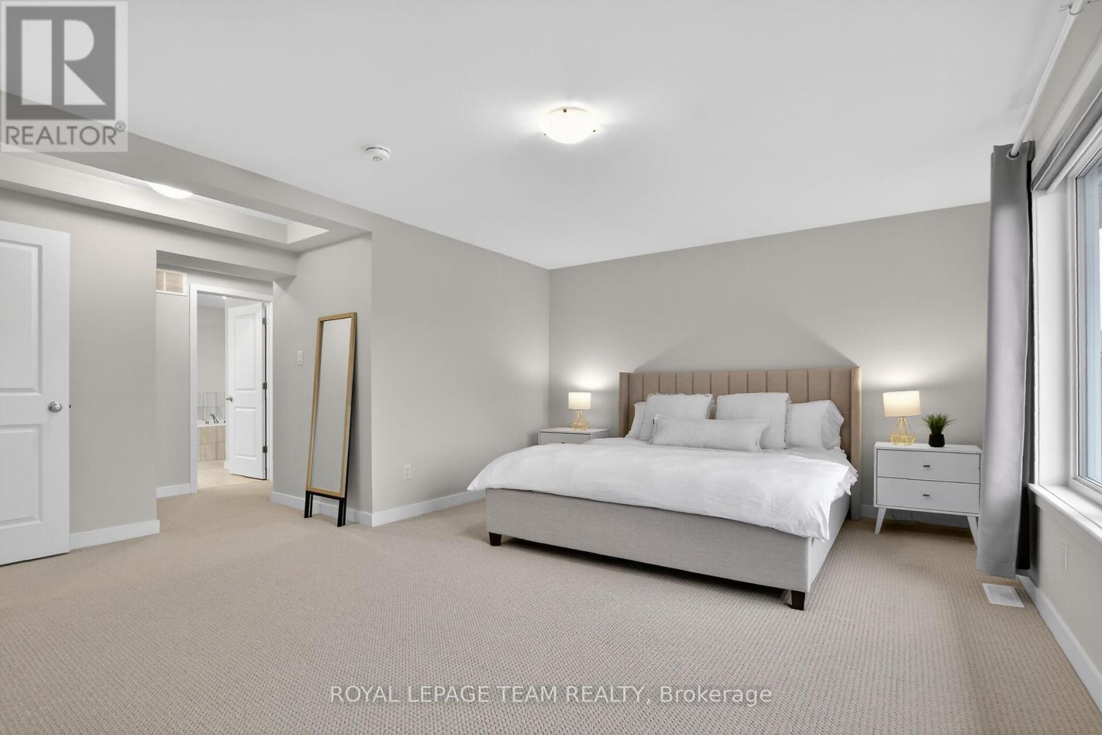 408 GIDRAN CIRCLE - 31