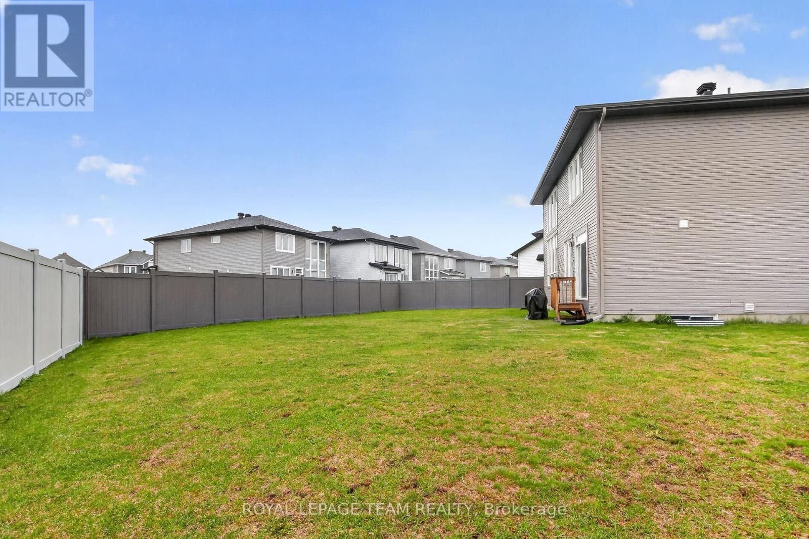 408 GIDRAN CIRCLE - 45