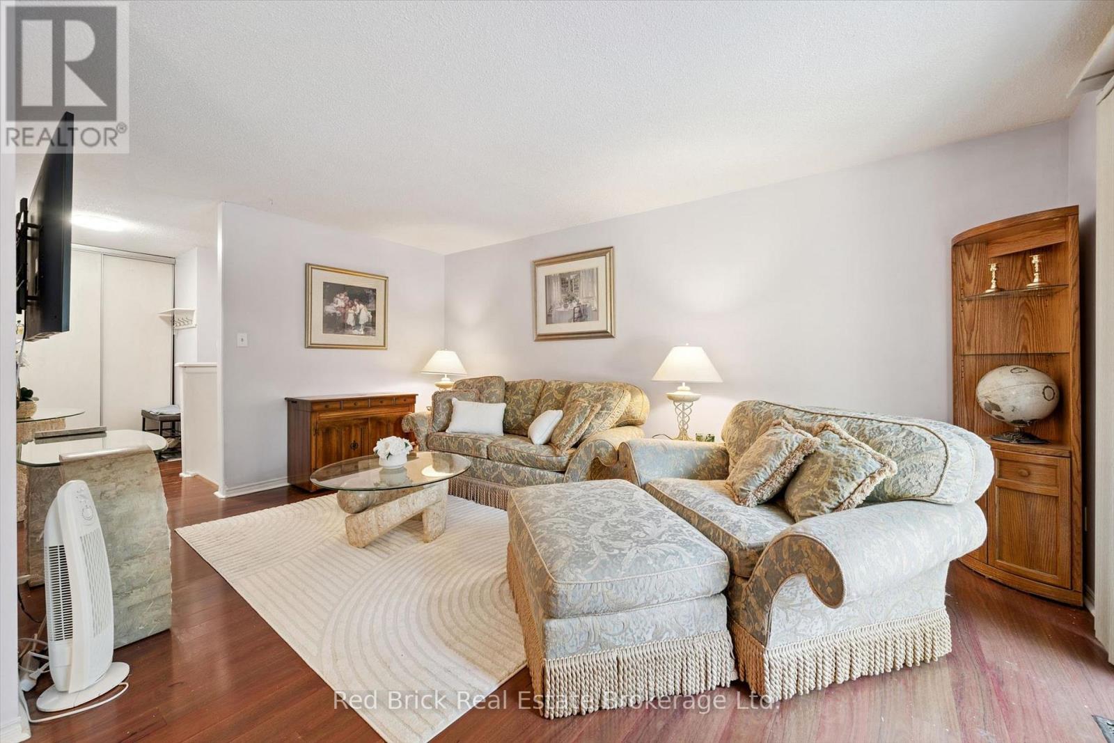 #36 90 FERMAN DRIVE - Image 6