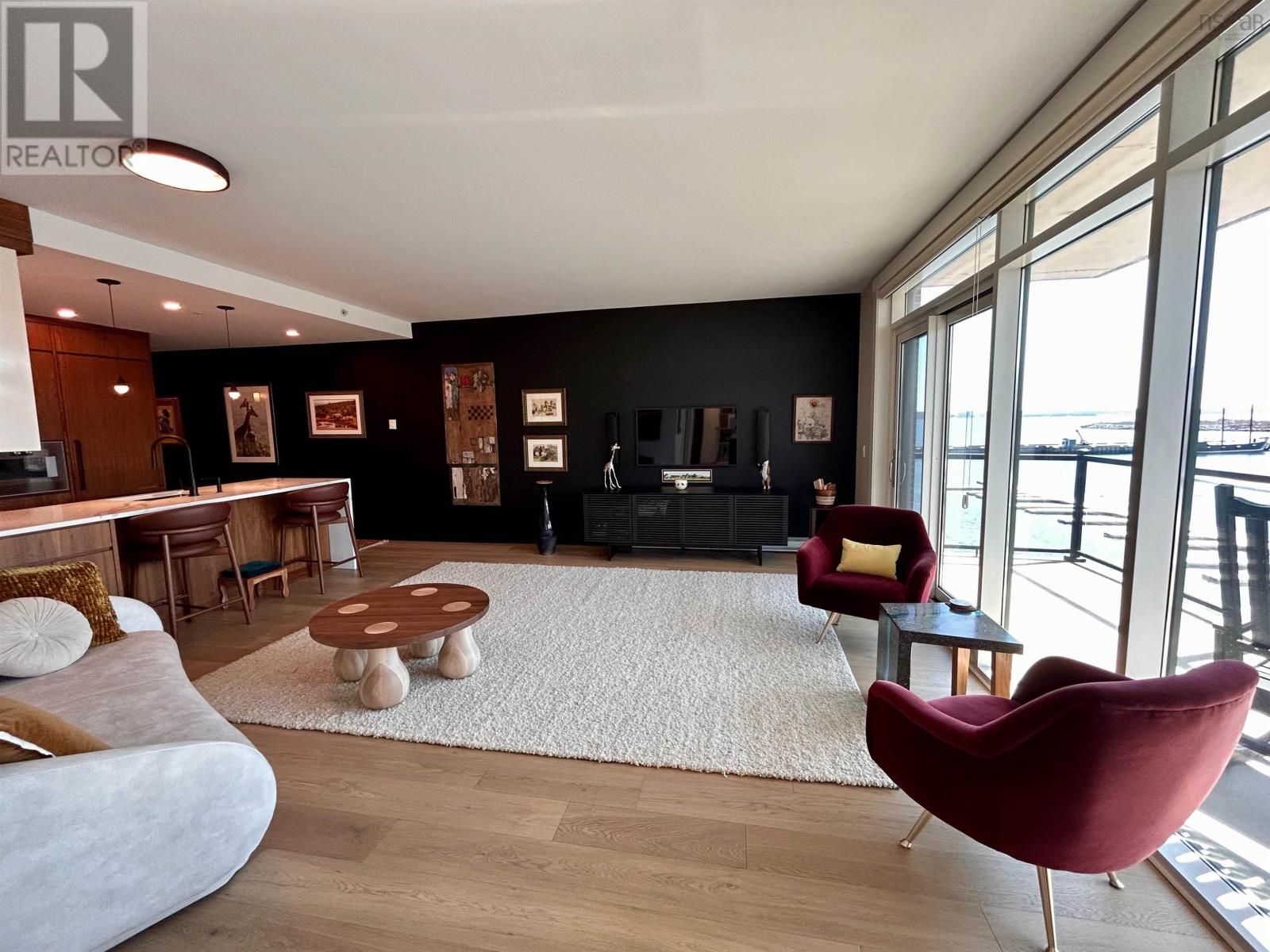 #304 220 Waterfront Drive - 27