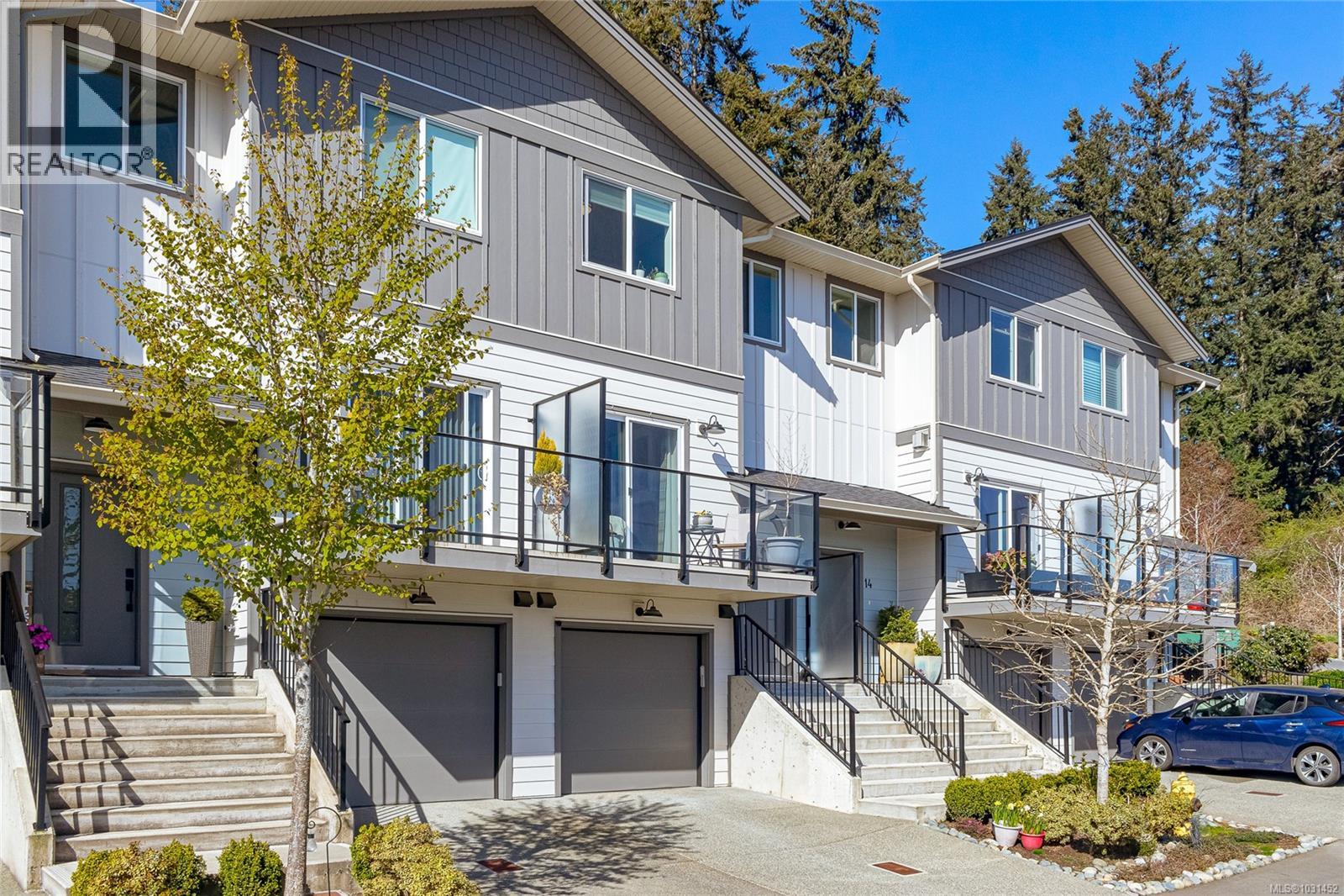 #15 3195 Herons Way - 2