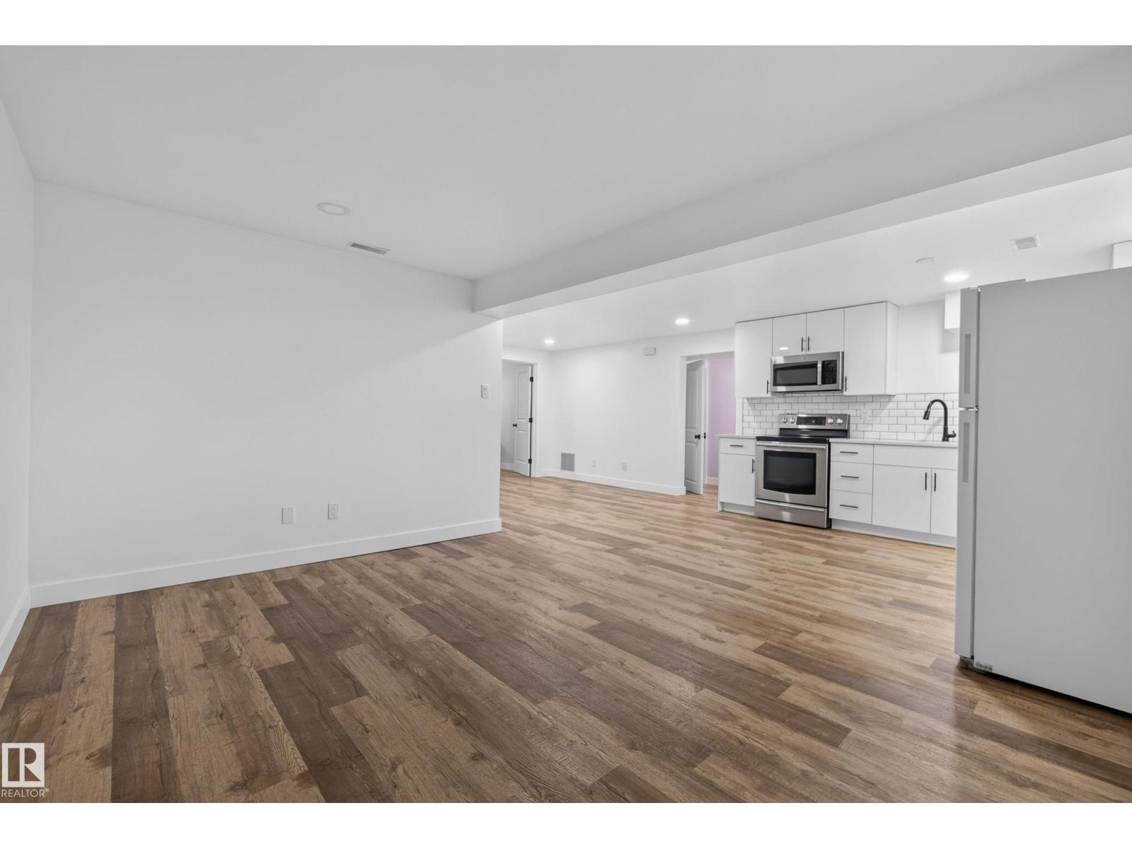 14128 73 ST NW - 31