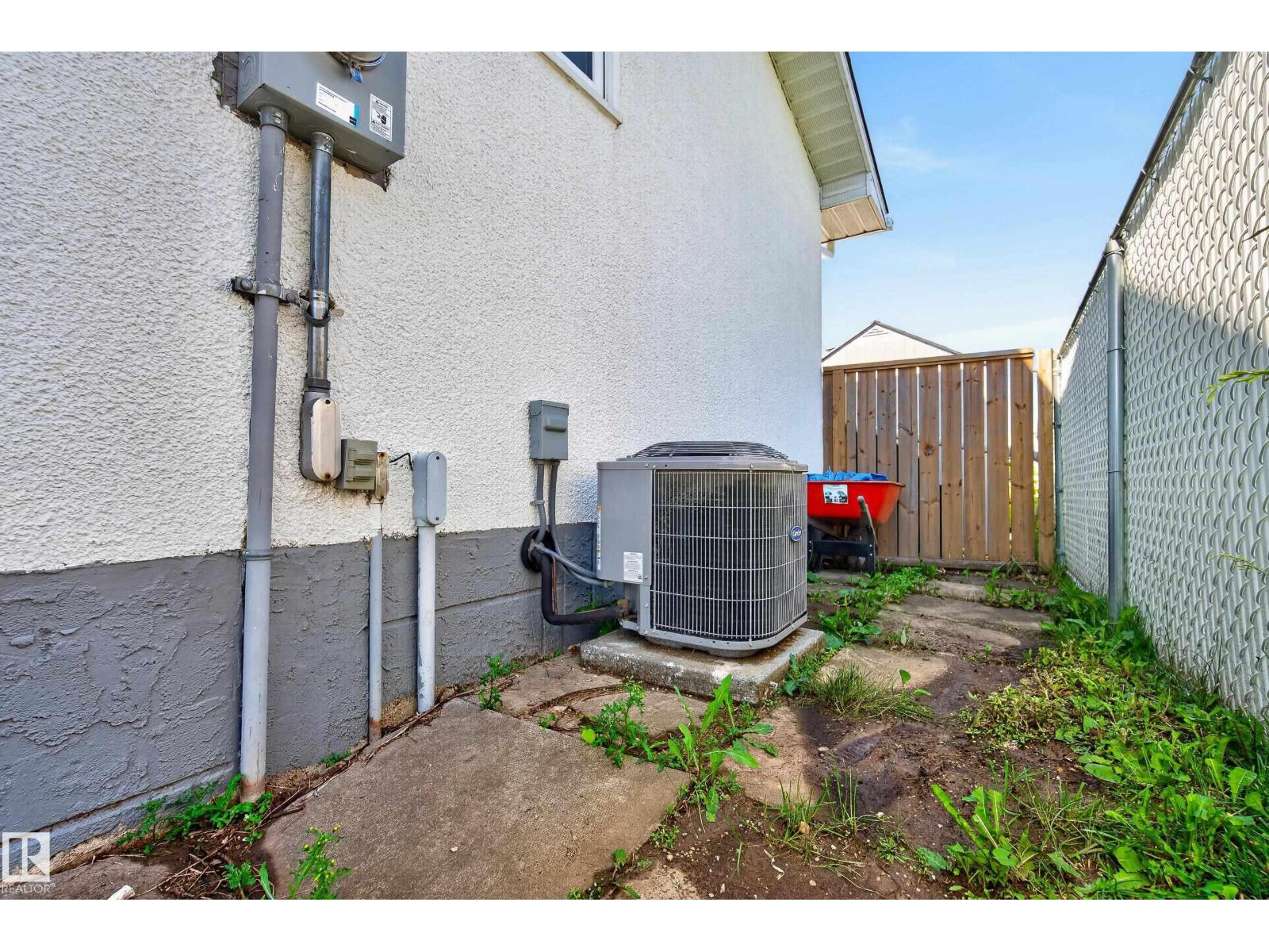 14128 73 ST NW - 38