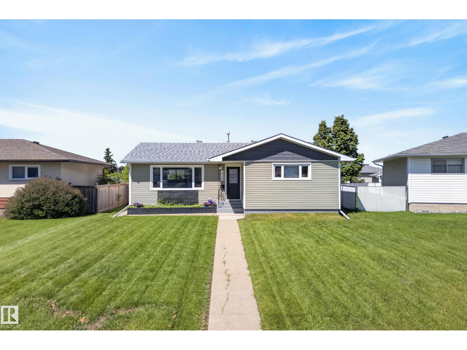 14128 73 ST NW - 54