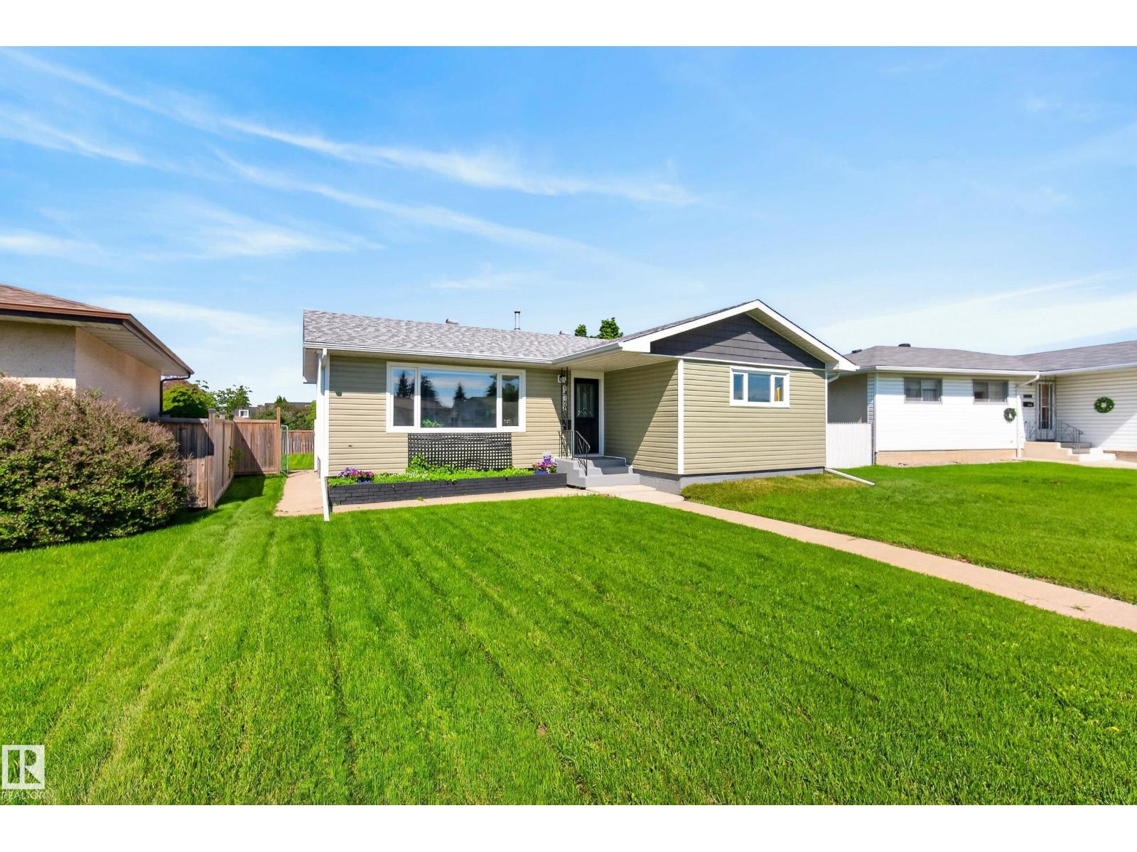 14128 73 ST NW - 56