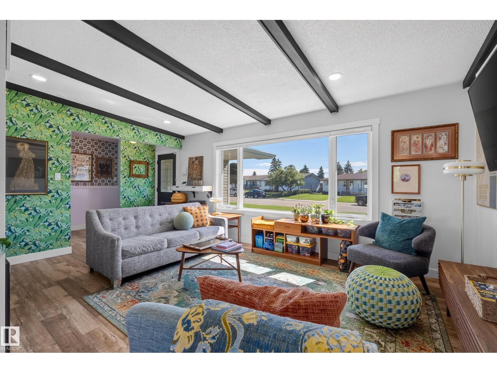 14128 73 ST NW - 8