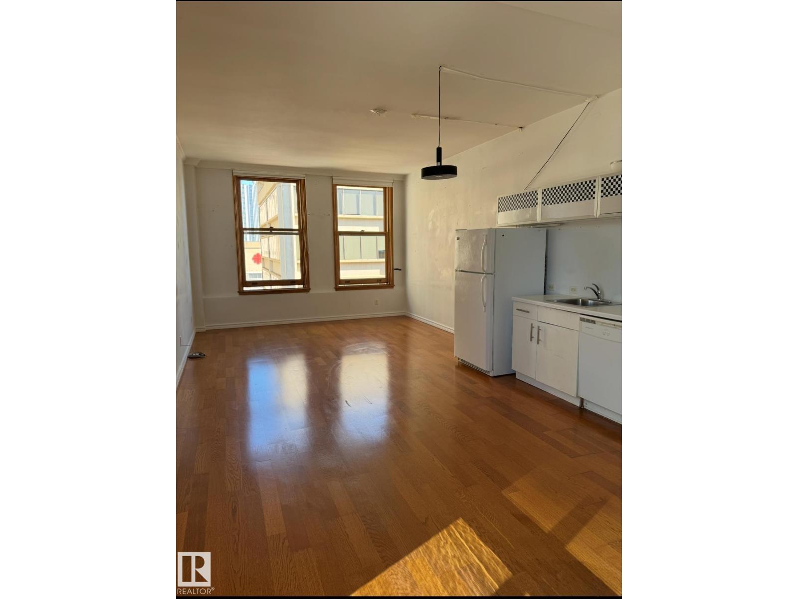 #810 10134 100 ST NW - photo 5