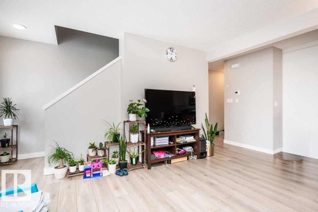 #96 1530 TAMARACK BV NW - 15