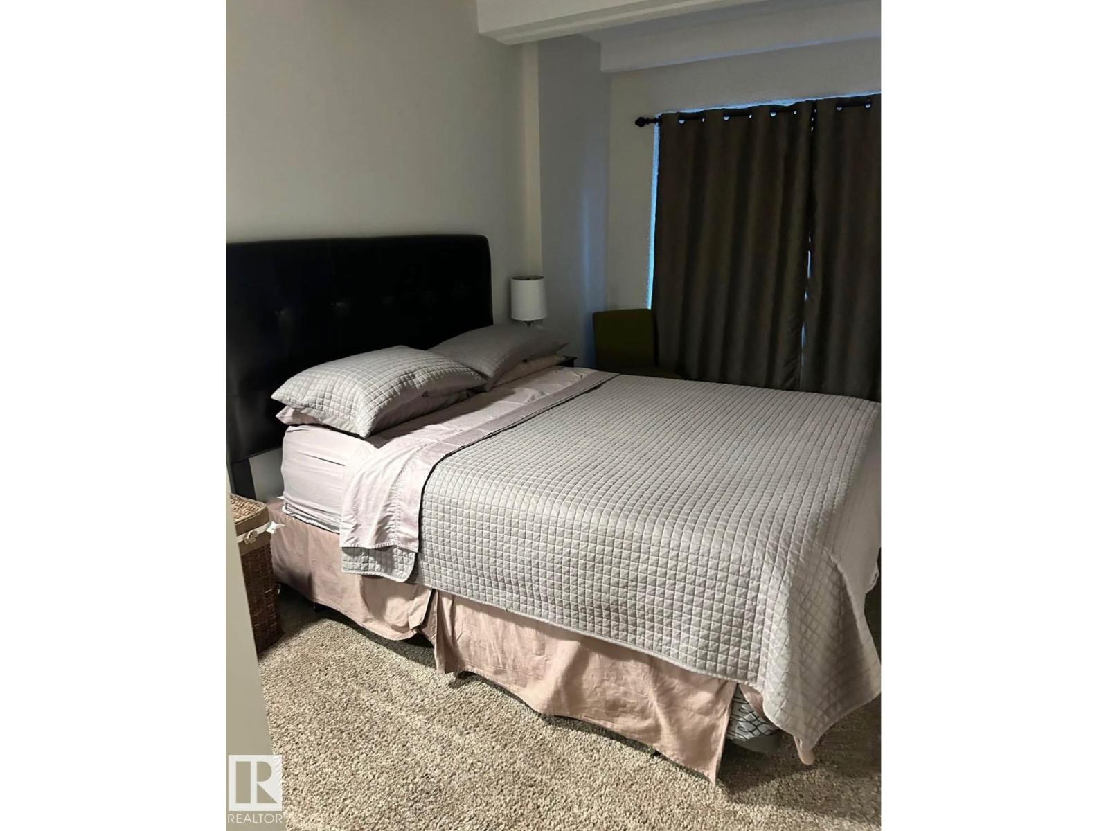 #1703 9918 101 ST NW - 12