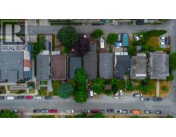2351 Hawthorne Avenue, Port Coquitlam, BC V3C1X1 Photo 22