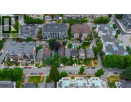 2351 Hawthorne Avenue, Port Coquitlam, BC V3C1X1 Photo 14