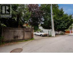 2351 Hawthorne Avenue, Port Coquitlam, BC V3C1X1 Photo 7
