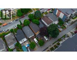 2351 Hawthorne Avenue, Port Coquitlam, BC V3C1X1 Photo 23