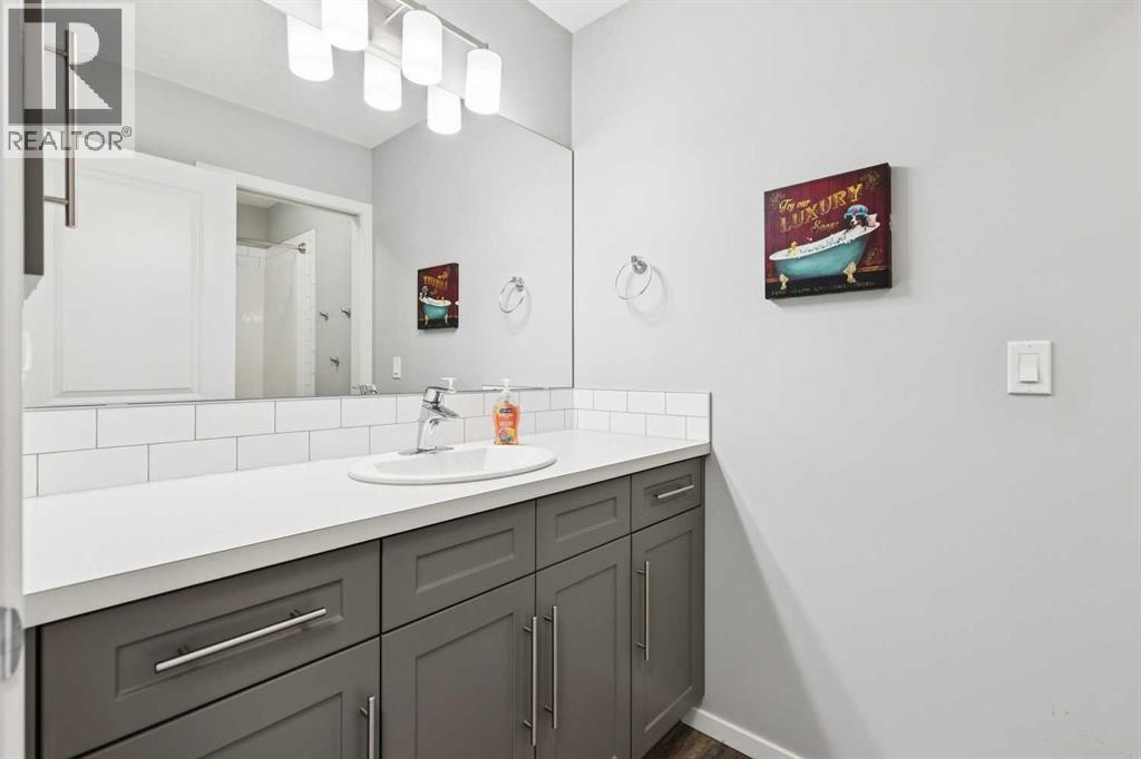 57 Crestridge Bay SW - 27
