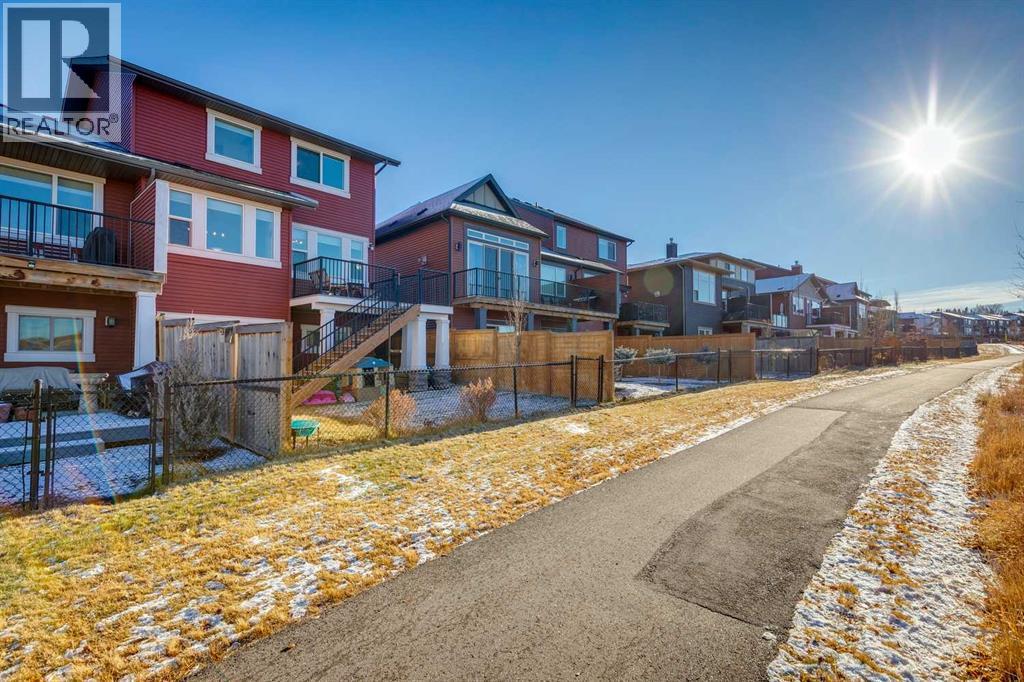 57 Crestridge Bay SW - 41