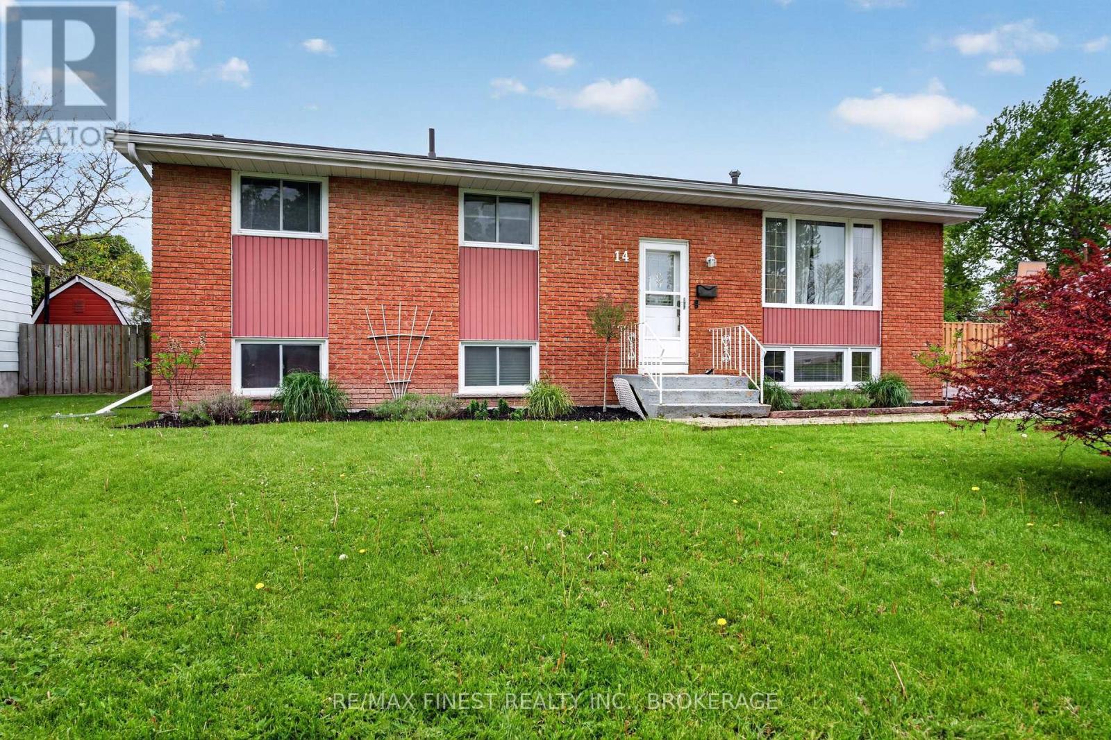 14 CHESTERFIELD DRIVE - 2