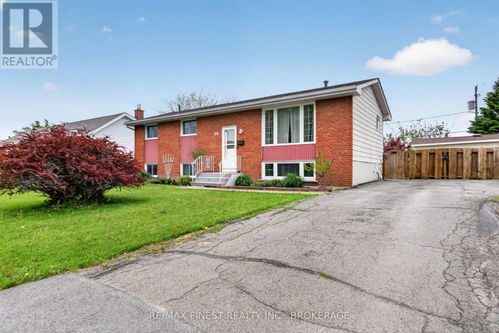 14 CHESTERFIELD DRIVE - 3