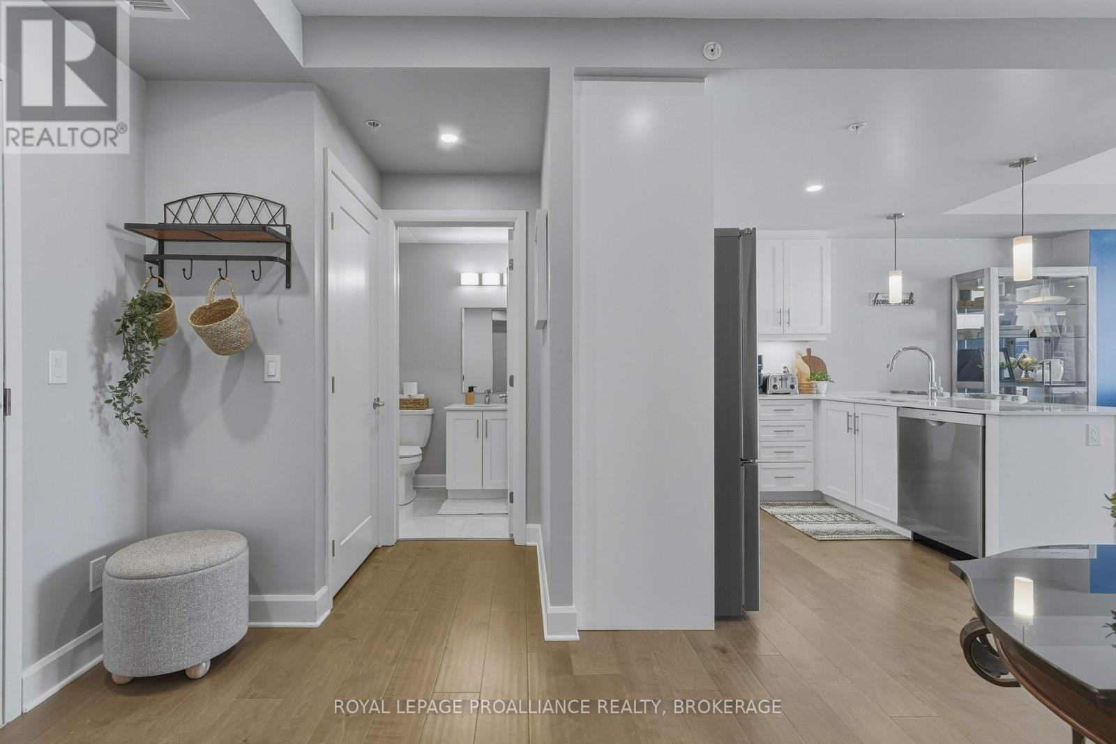 #218 129B SOUTH STREET - 11