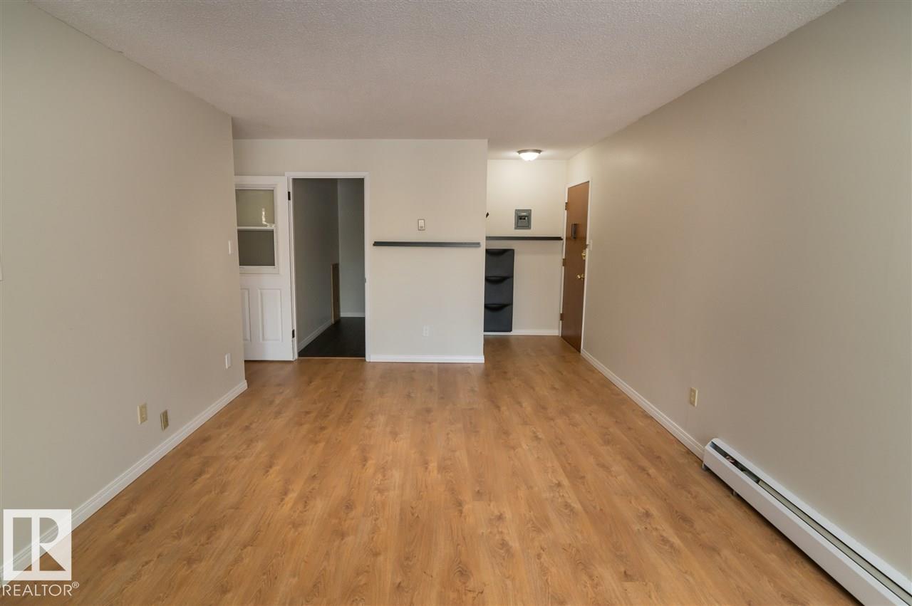 #54 5615 105 ST NW - 13