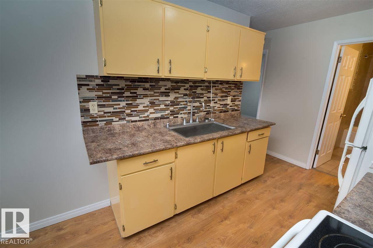#54 5615 105 ST NW - 7