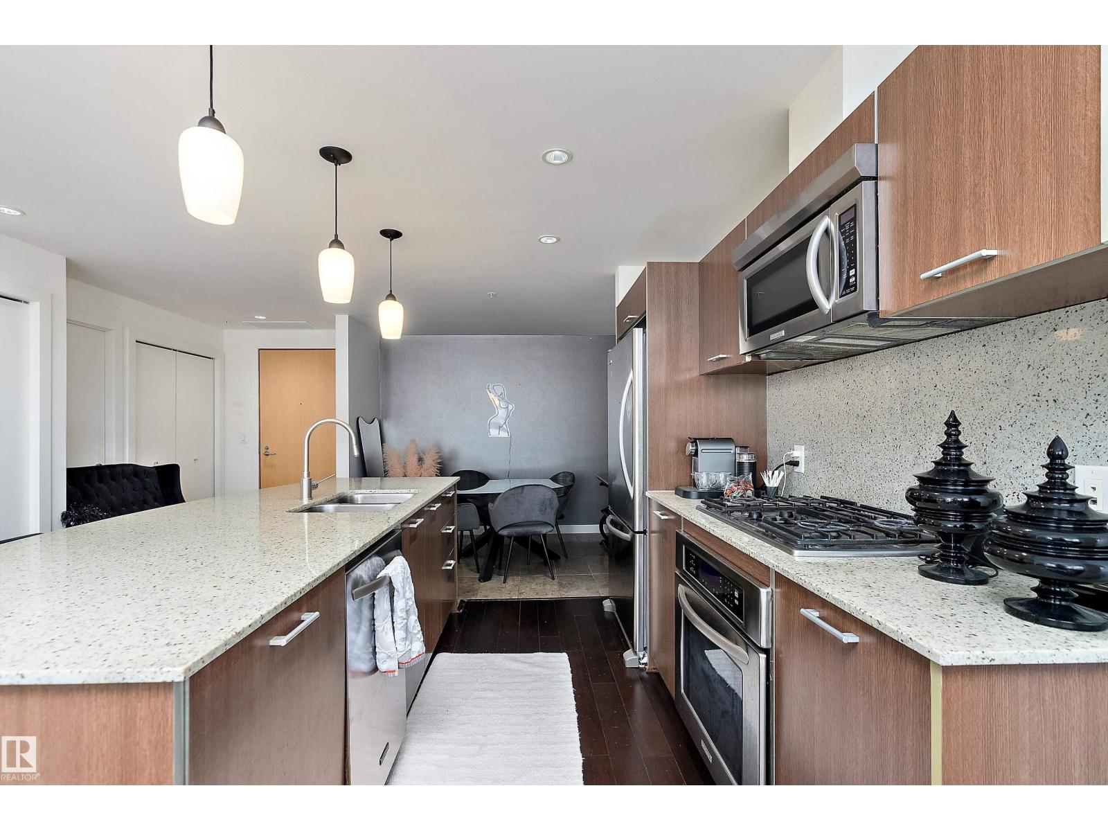 #508 2510 109 ST NW - 13