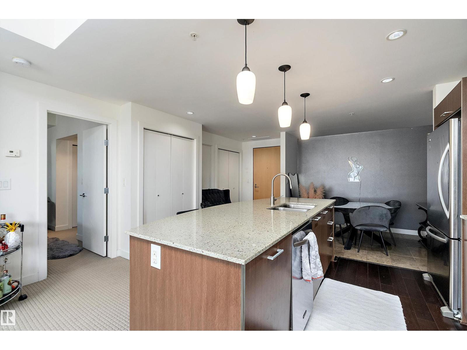 #508 2510 109 ST NW - 14